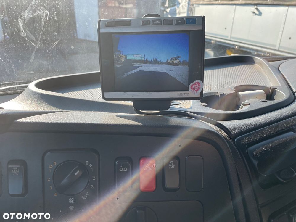 Mercedes-Benz 2633 - 8