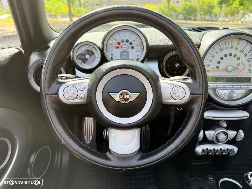 MINI Cabrio Cooper S - 21