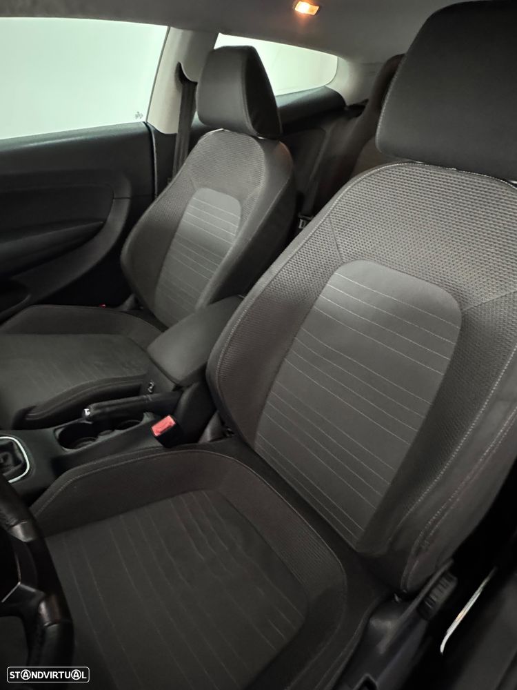 VW Scirocco 2.0 TDI - 9