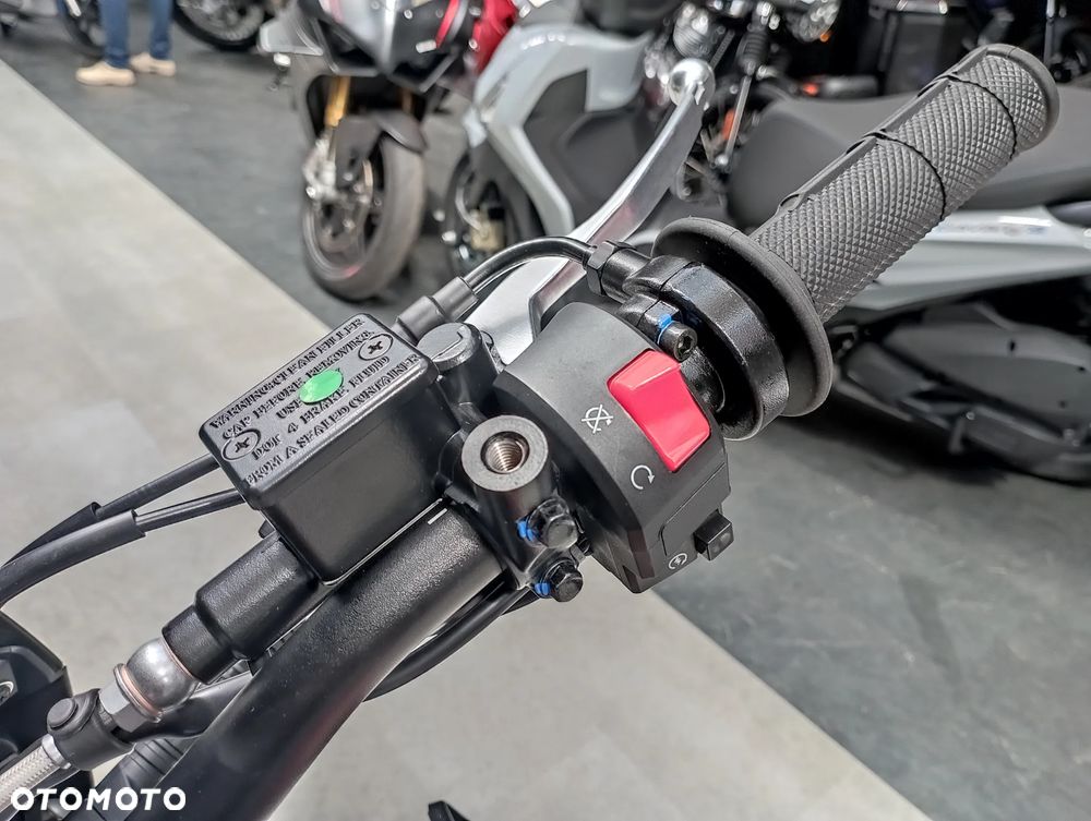Aprilia SX - 15