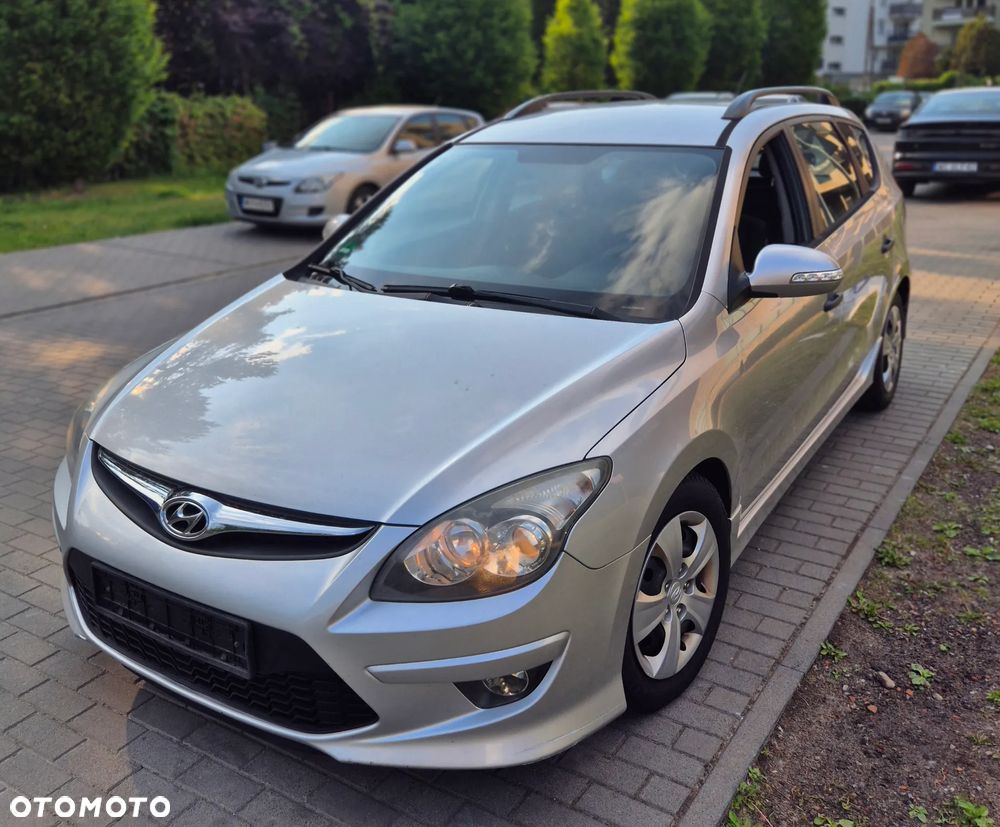 Hyundai i30 1.6 CRDi Seasons - 11