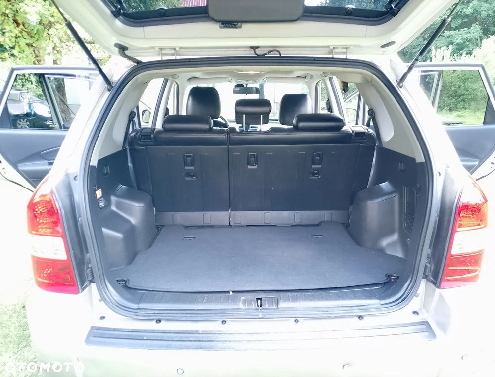 Hyundai Tucson 2.0 CRDi Premium - 13