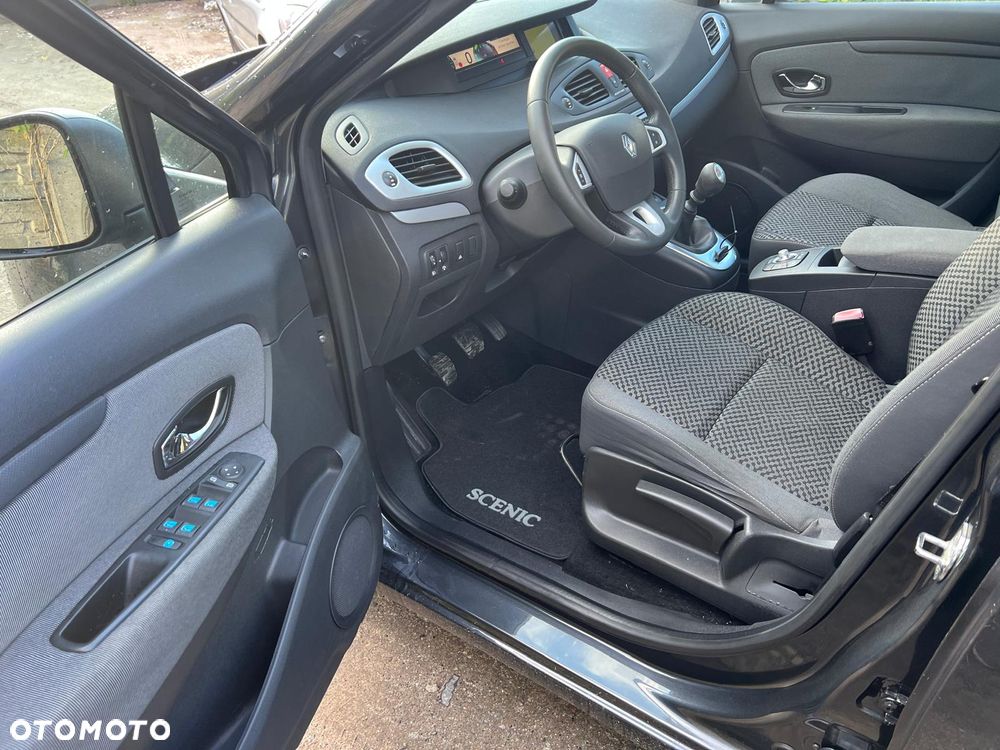Renault Scenic TCe 130 Dynamique - 11