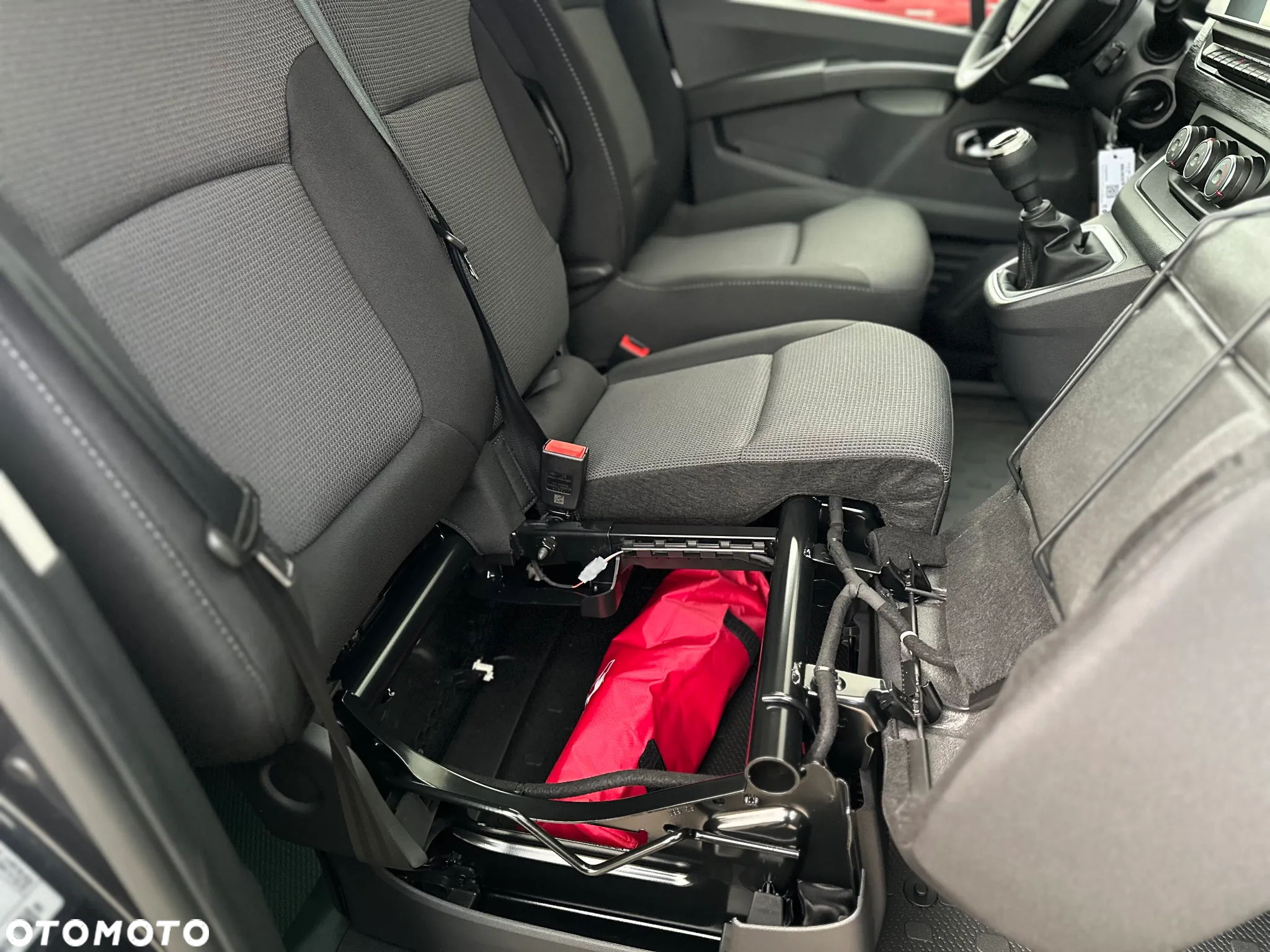 Renault Trafic - 25
