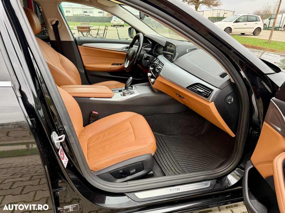 BMW Seria 5 520d Aut. Luxury Line - 10
