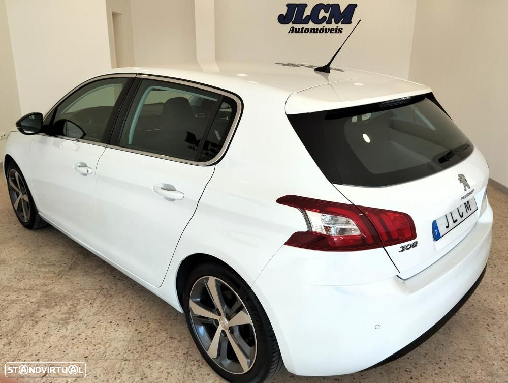 Peugeot 308 1.2 PureTech Allure - 13