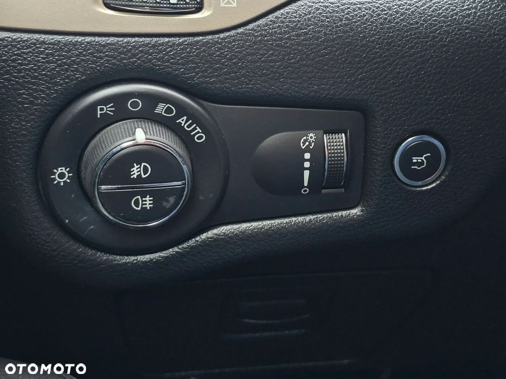 Jeep Cherokee 2.0 Multijet Limited - 31