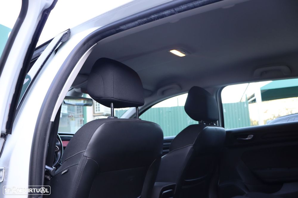 Renault Mégane Sport Tourer 1.5 Blue dCi Business - 20