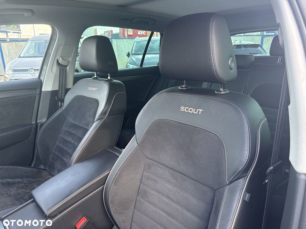 Skoda Superb 2.0 TSI 4x4 Scout DSG - 12