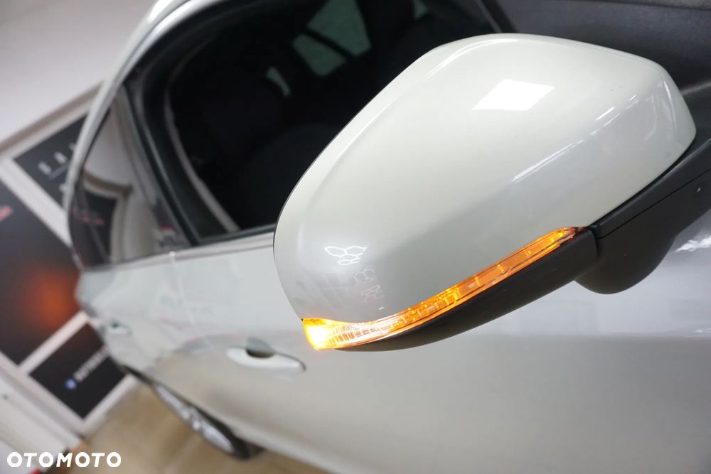 Volvo V60 D4 Geartronic Momentum - 14