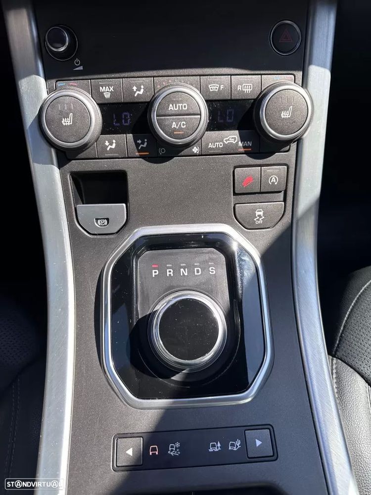 Land Rover Range Rover Evoque 2.0 D150 AWD R-Dynamic Auto - 51