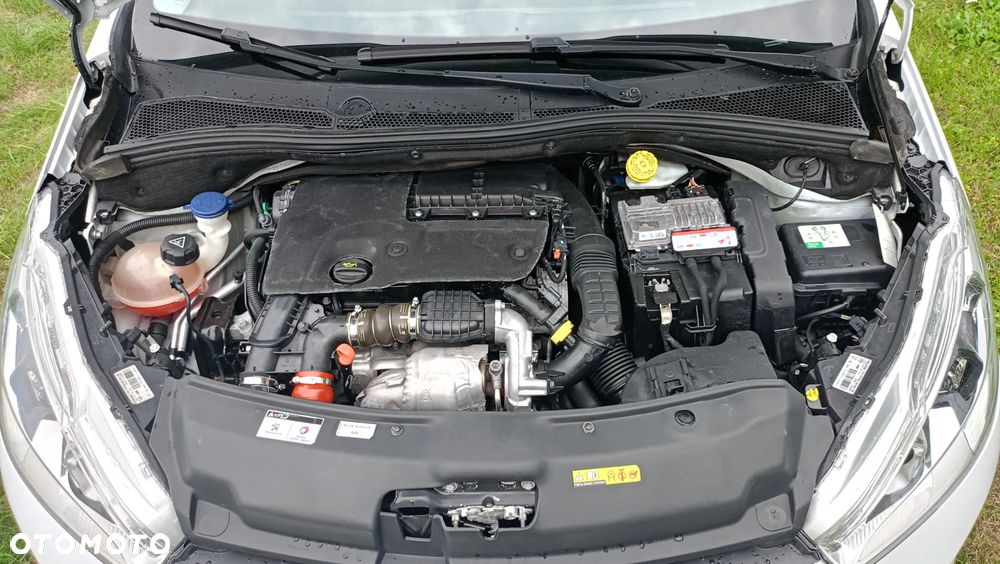 Peugeot 208 1.6 BlueHDi Active - 10