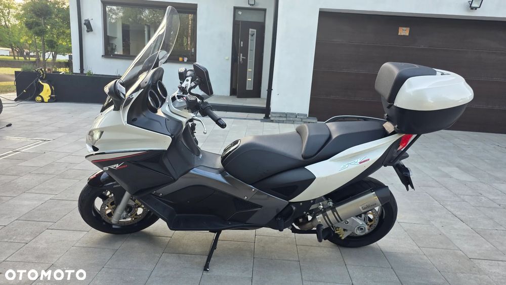 Aprilia SRV 850 - 11