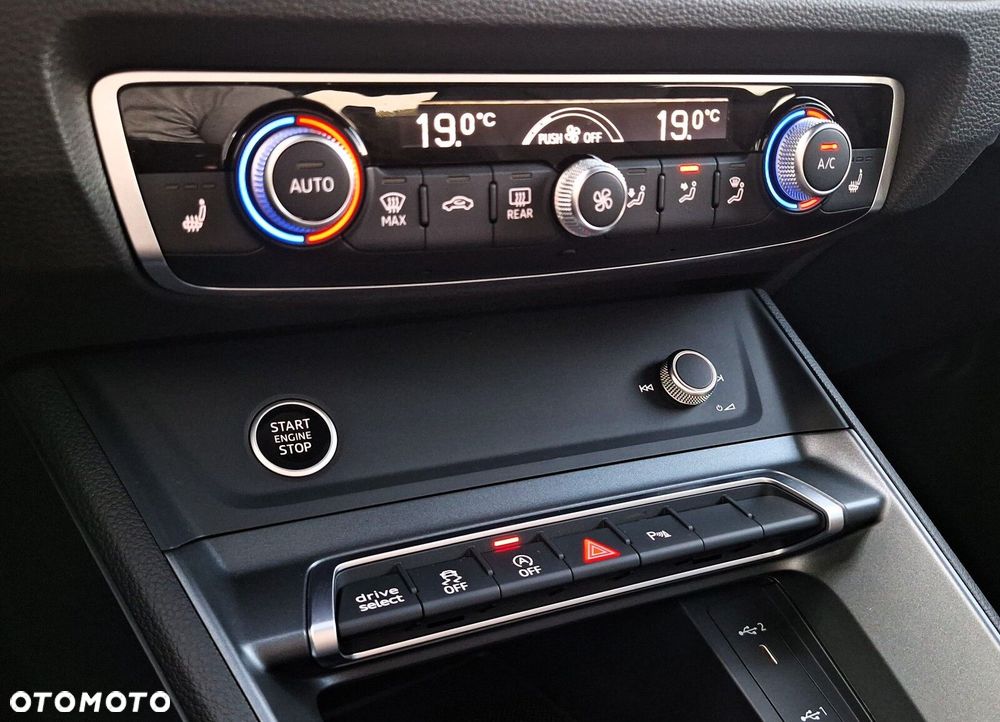 Audi Q3 40 TFSI Quattro S-Line S tronic - 18
