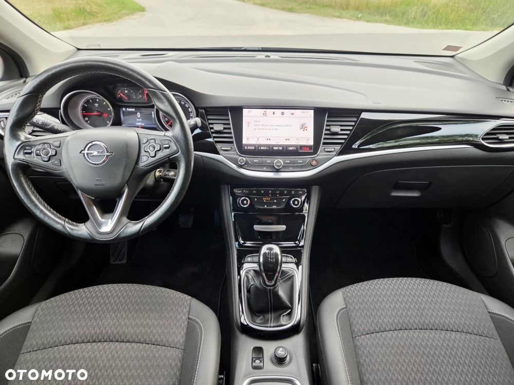 Opel Astra - 37