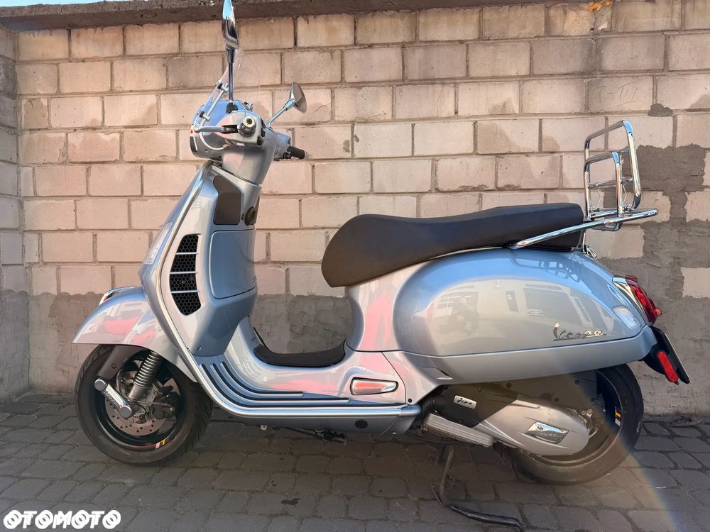 Vespa GTS - 15
