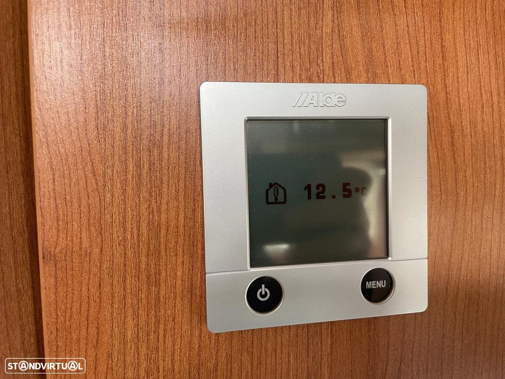 Pilote Explorateur G742 c/Cama Central - Autocaravana - 39