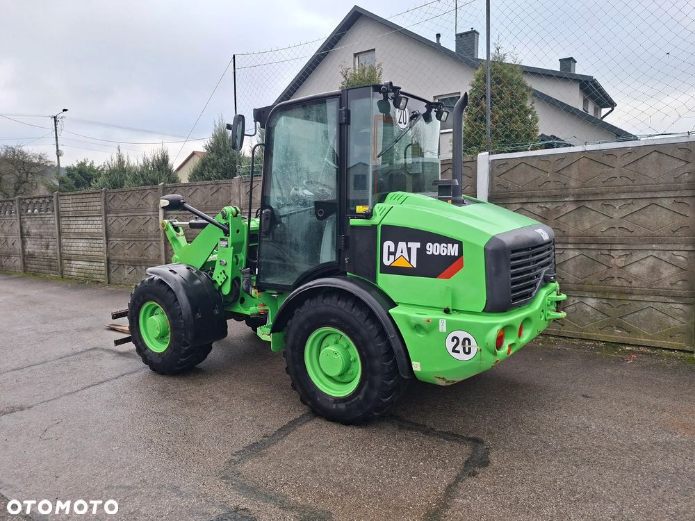 Caterpillar CAT 906 M - 4