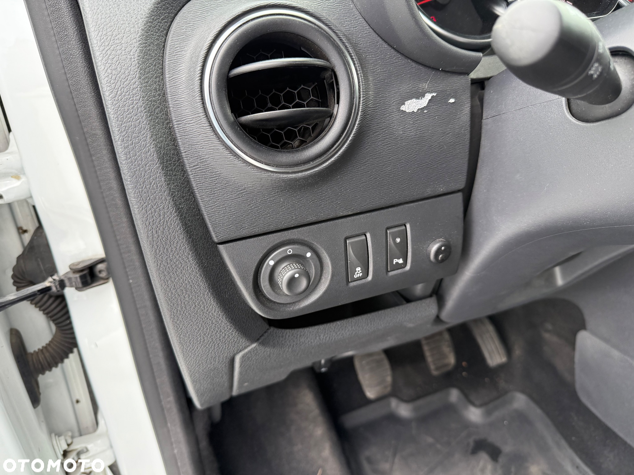 Dacia Dokker 1.5 Blue dCi Laureate - 23