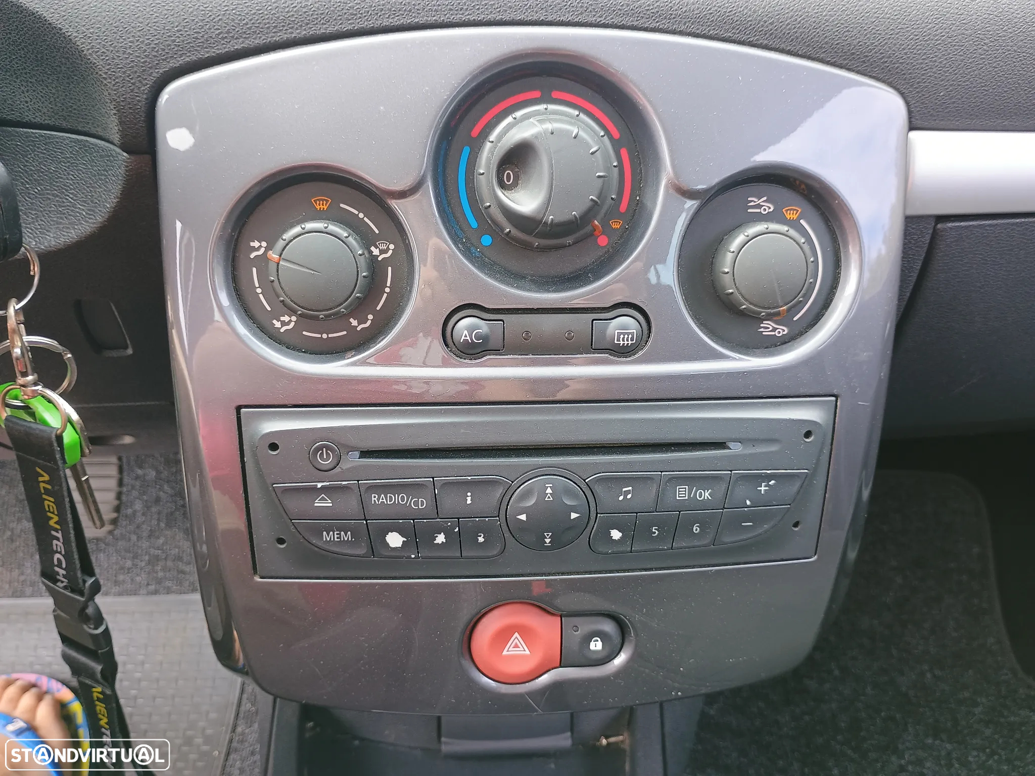 Renault Clio 1.5 dCi Business - 17