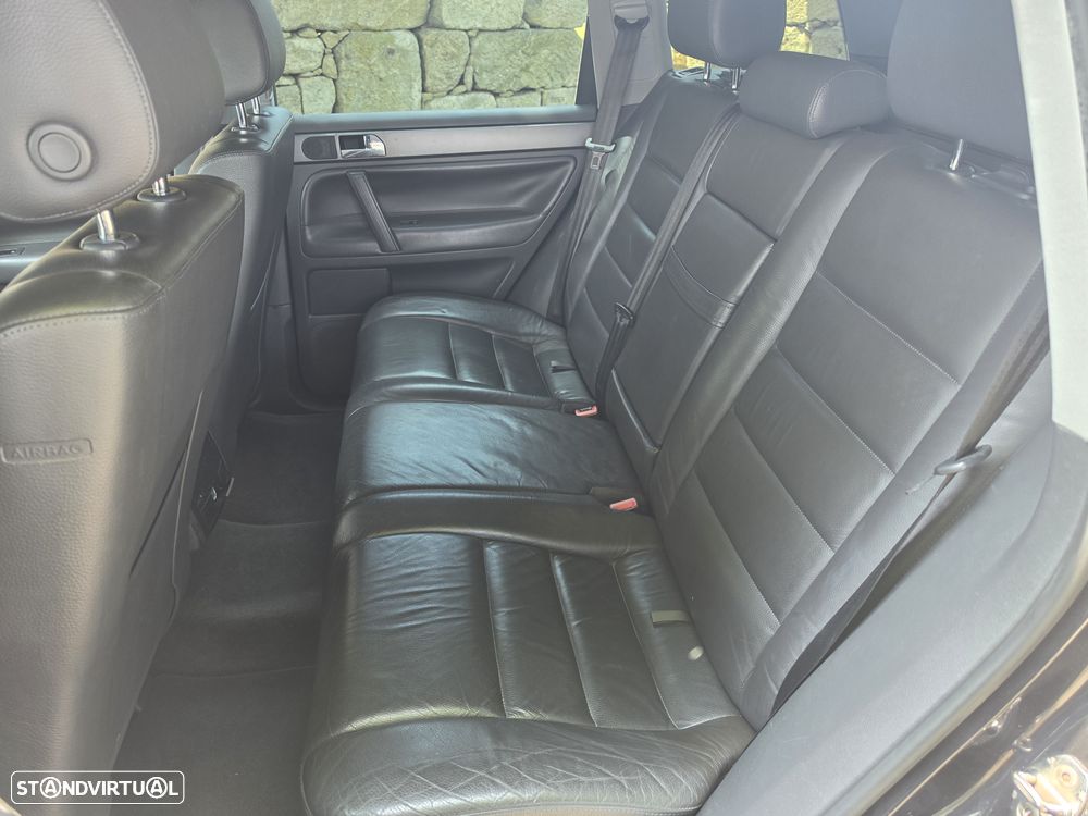 VW Touareg 3.0 TDI V6 - 37