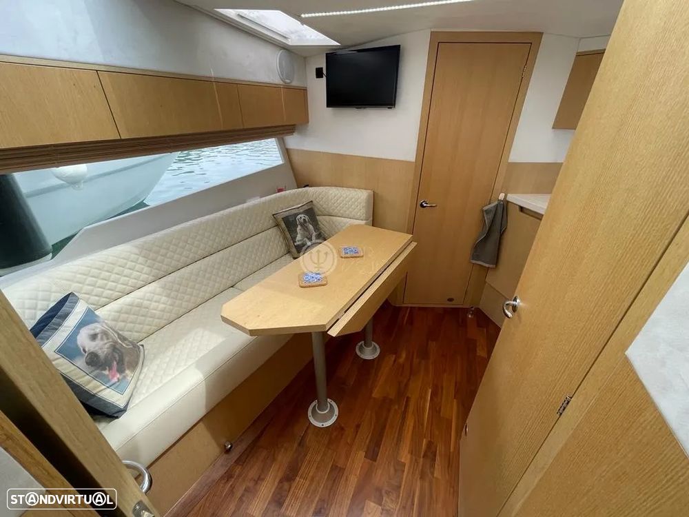 Galeon 335 HTS - 12