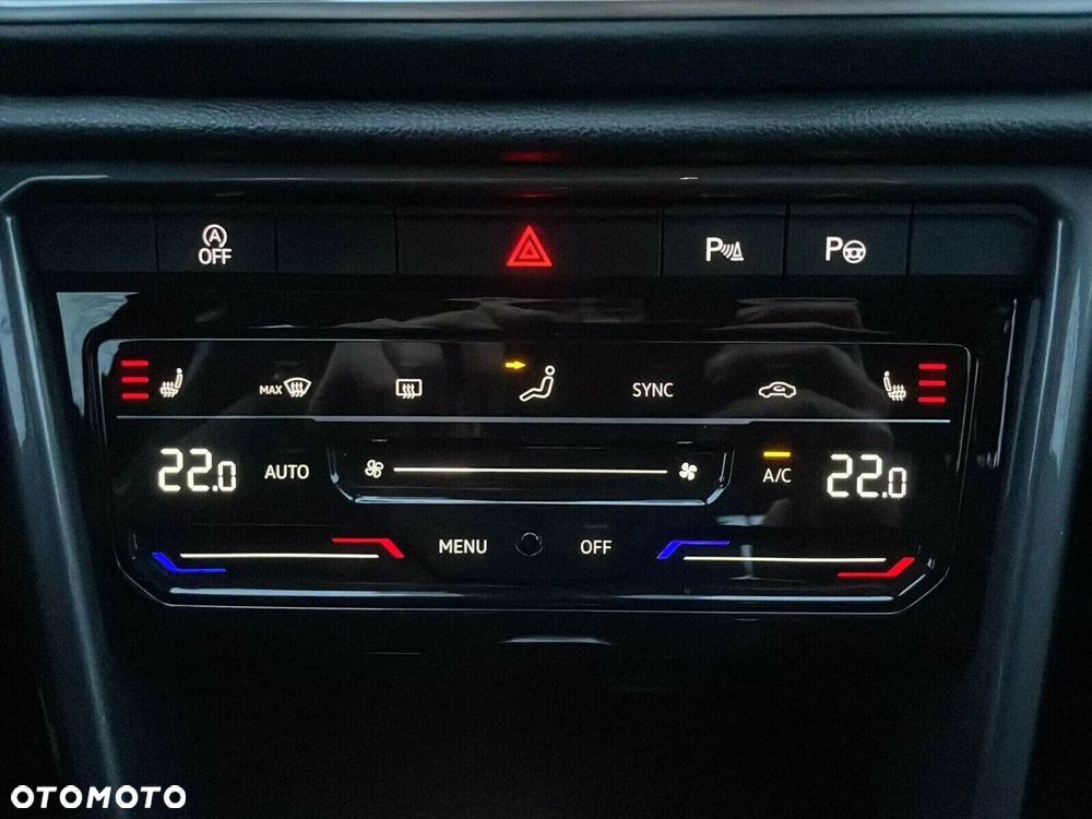 Volkswagen T-Roc 1.5 TSI Style DSG - 27