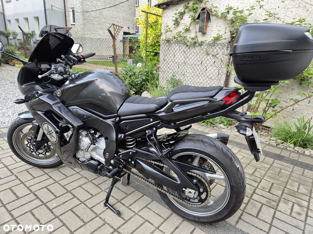 Yamaha FZ - 3
