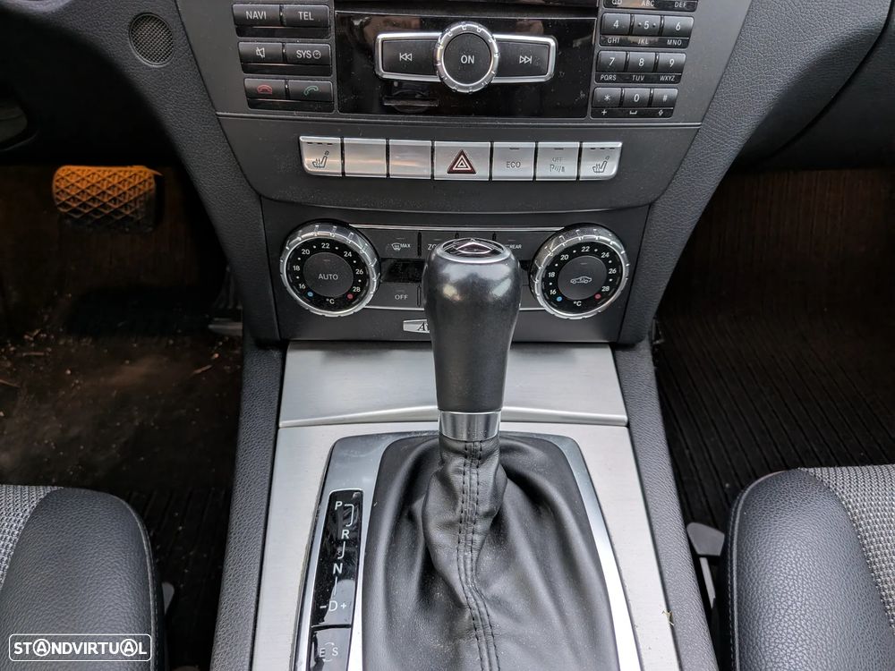 Mercedes-Benz C 220 Station CDI DPF Auto BlueEFFICIENCY Avantgarde - 15