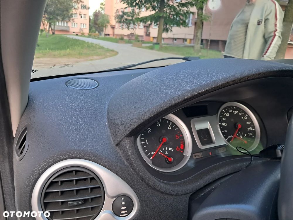 Renault Clio 1.5 dCi Alize - 16
