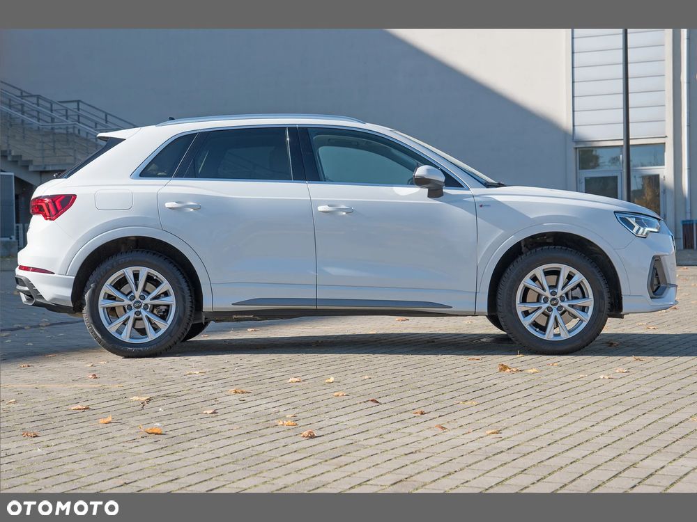 Audi Q3 45 TFSI Quattro S-Line S tronic - 3
