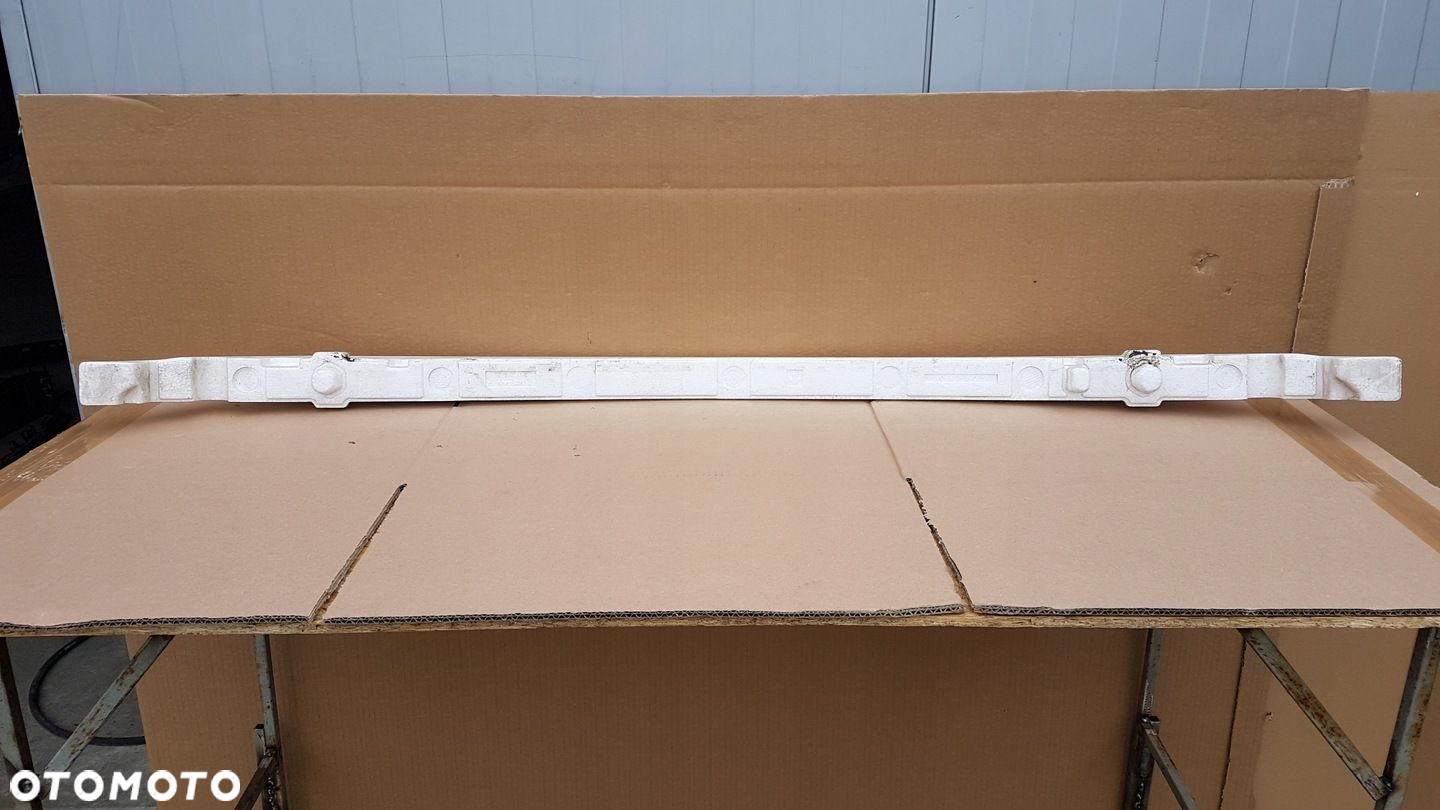 ABSORBER ZDERZAKA PRZÓD DOLNY NISSAN ARIYA 22- DEMONTAŻ - 7