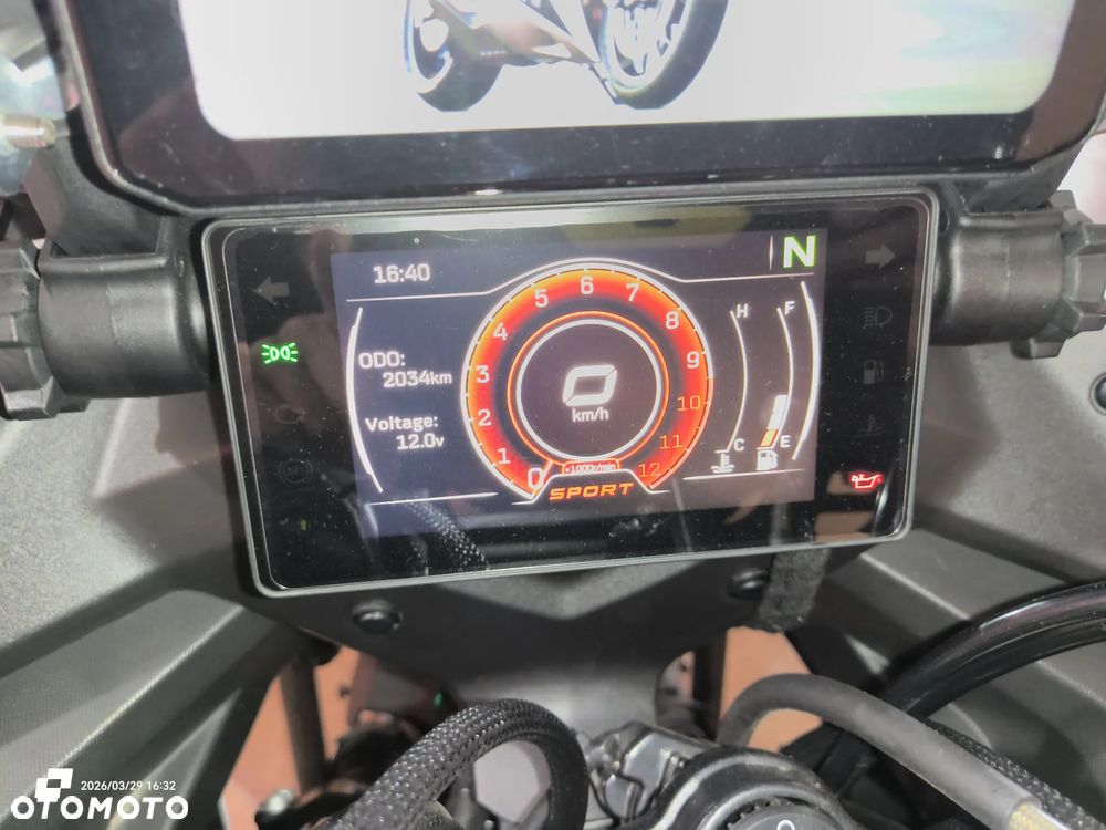 CFMoto 650 MT - 17