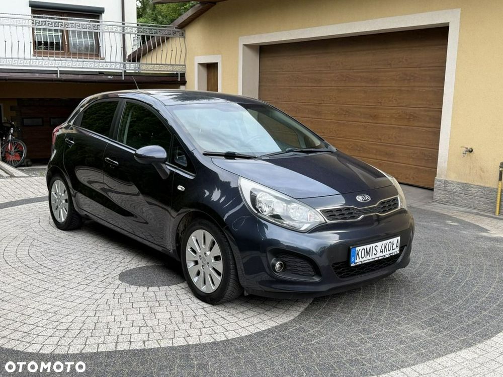 Kia Rio - 7