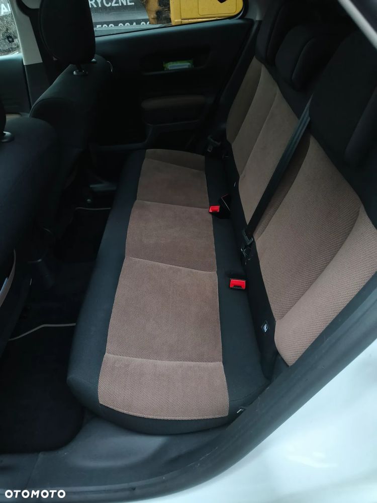 Citroën C4 Cactus - 31