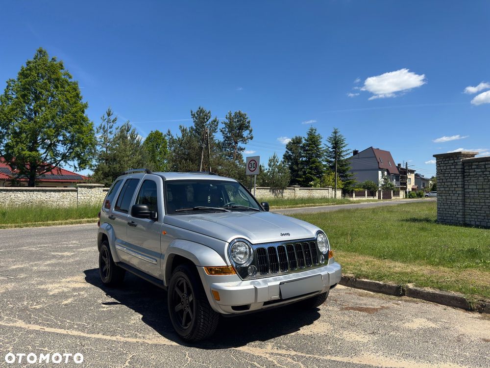 Jeep Cherokee 3.7 Limited - 18