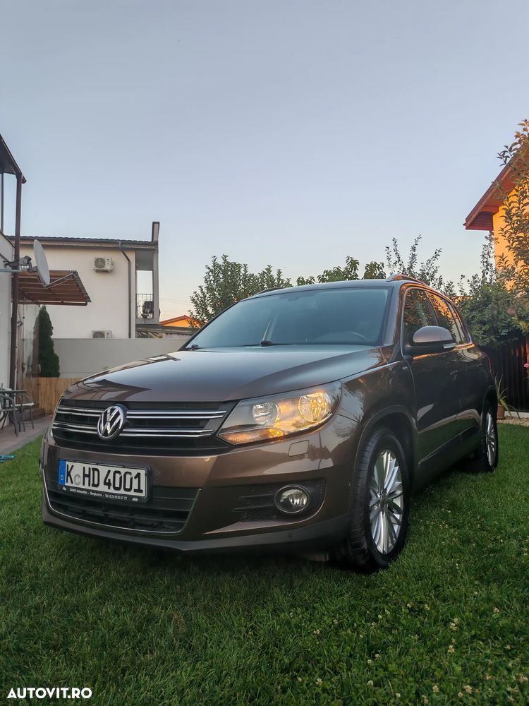Volkswagen Tiguan - 1