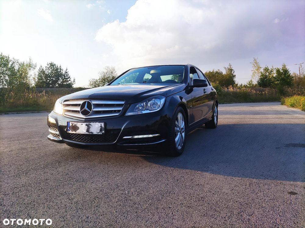 Mercedes-Benz Klasa C 180 BlueEFFICIENCY Avantgarde - 12