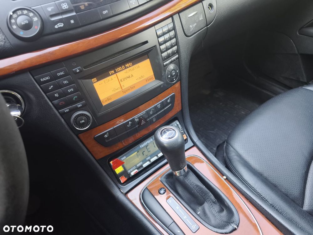 Mercedes-Benz Klasa E 200 CDI Automatik Classic - 13