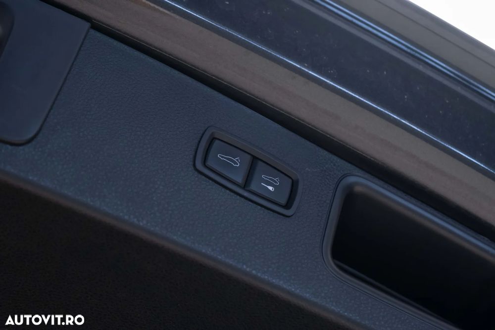 PORSCHE Macan 2016 — imagine 35