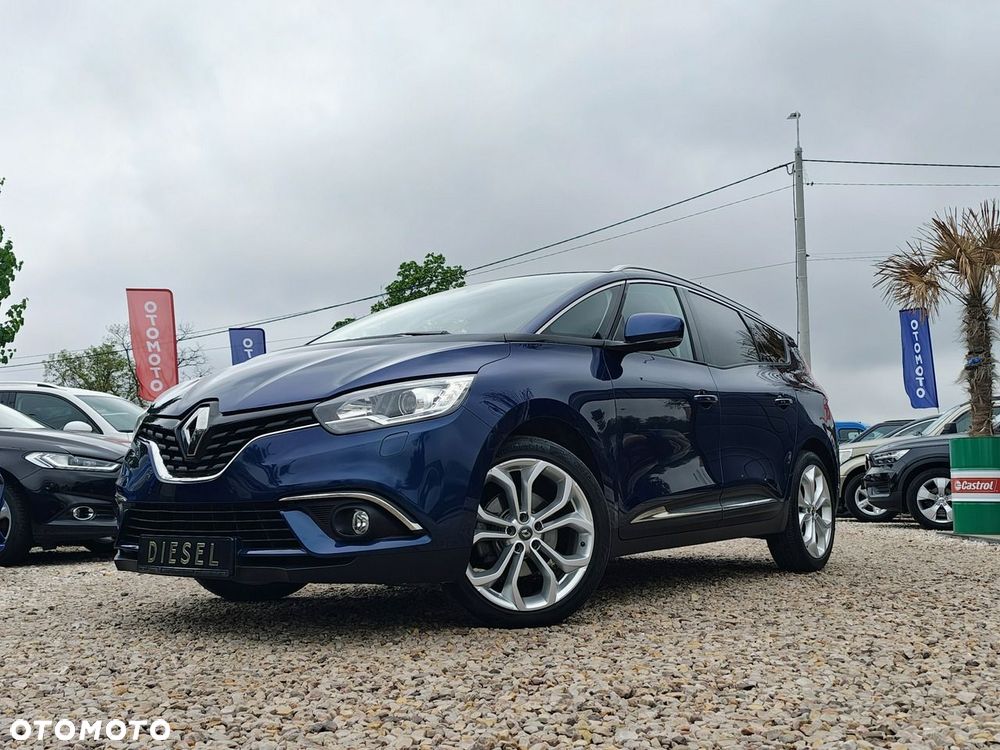 Renault Grand Scenic - 12