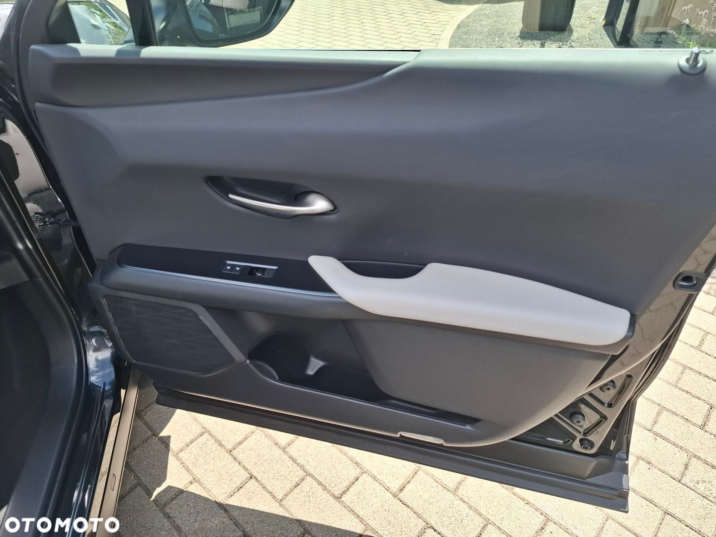Lexus UX - 22