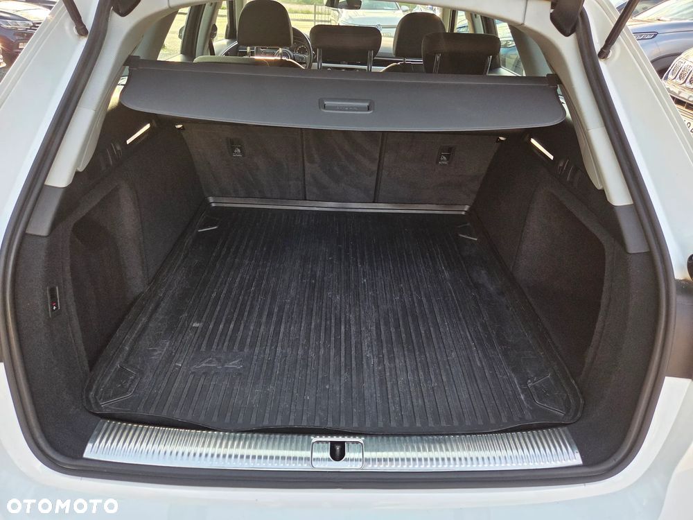 Audi A4 Avant 30 TDI mHEV Advanced S tronic - 10