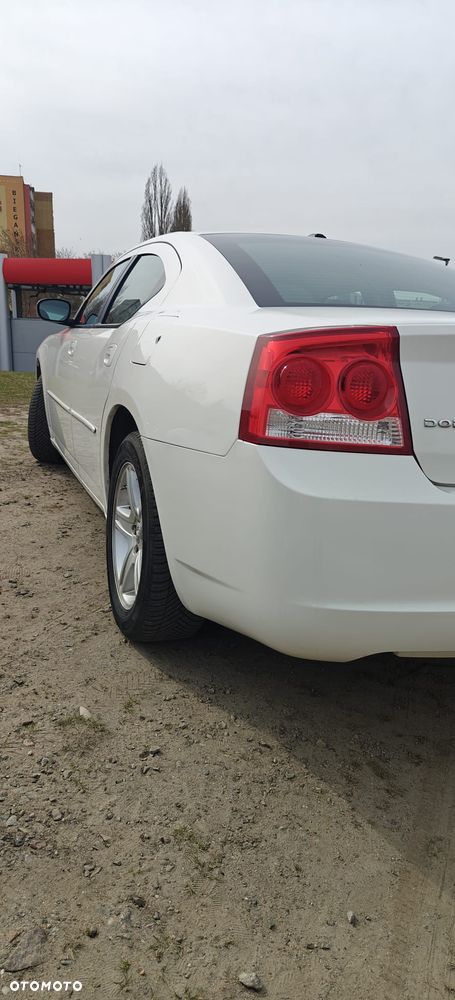 Dodge Charger 3.5 V6 SXT - 7