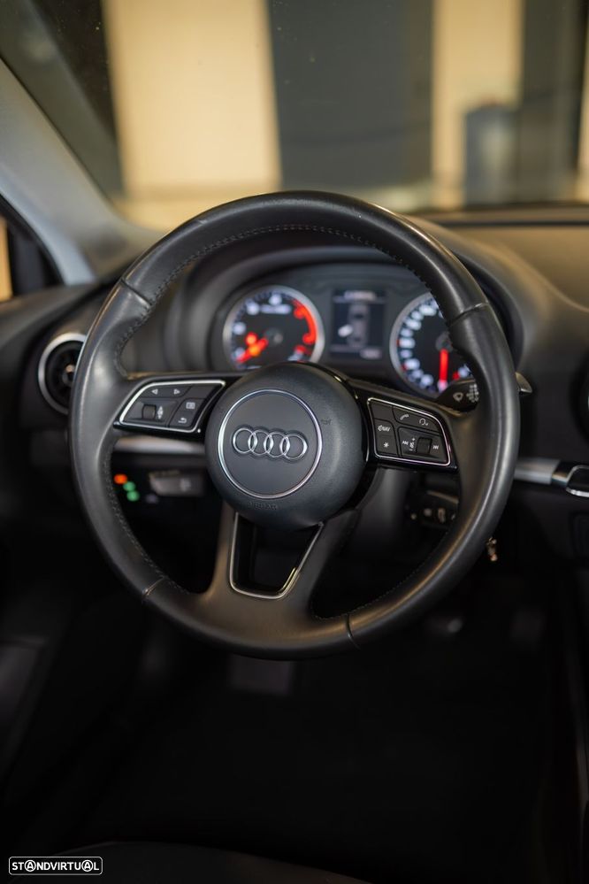 Audi A3 Limousine 1.6 TDI - 32