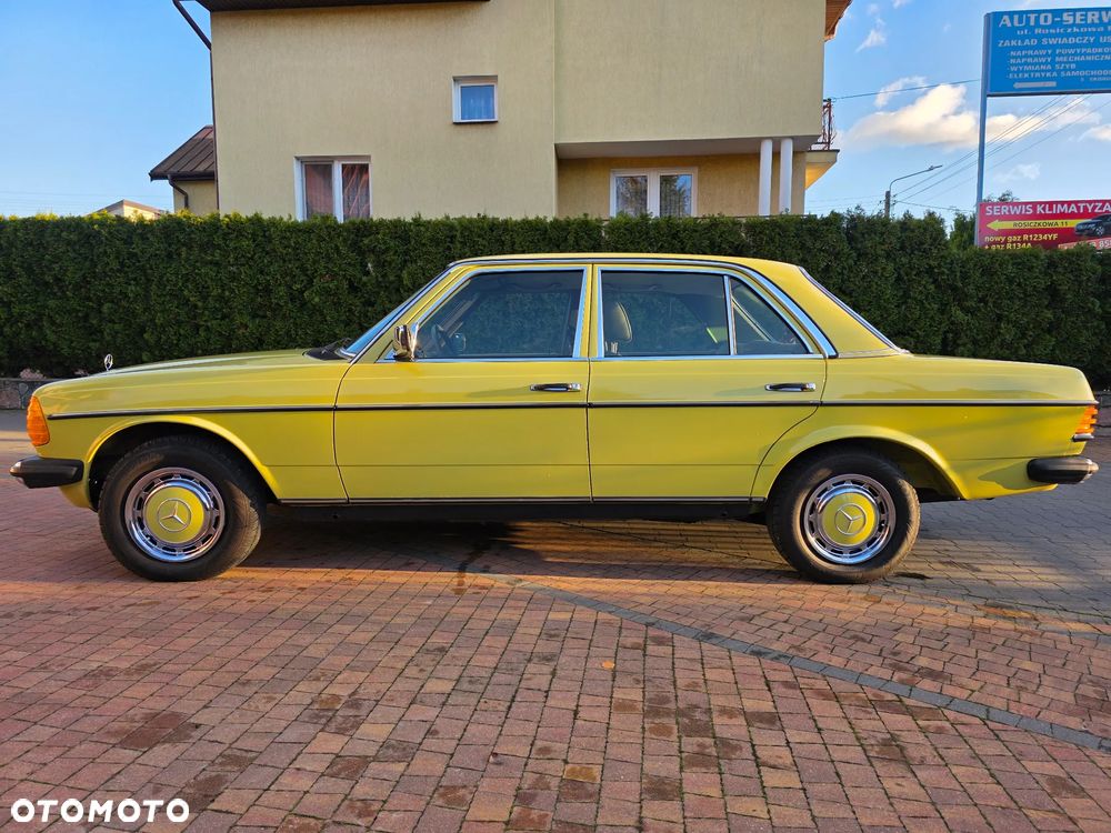 Mercedes-Benz W123 - 4