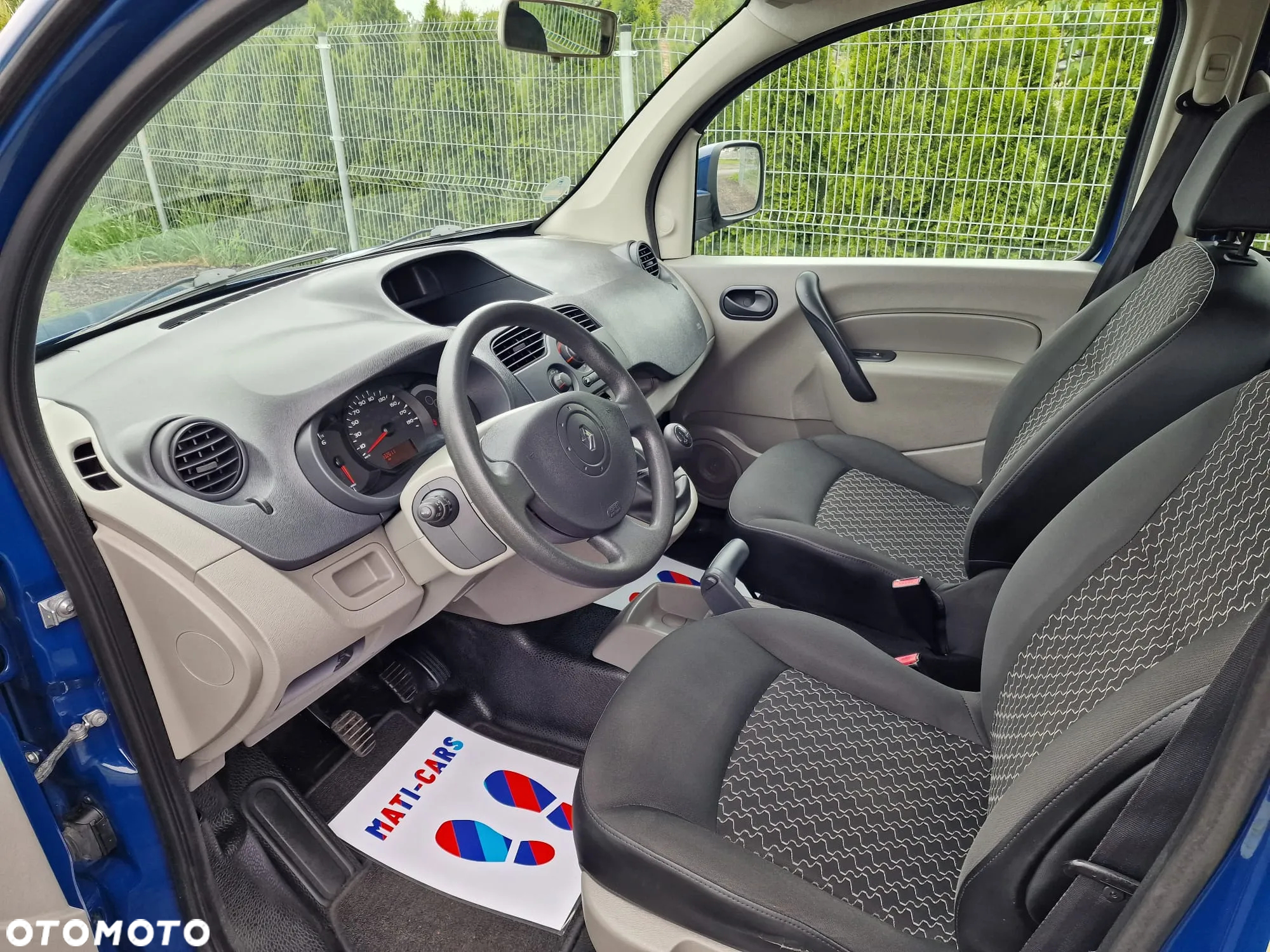 Renault Kangoo 1.6 8V 90 Happy Family - 7