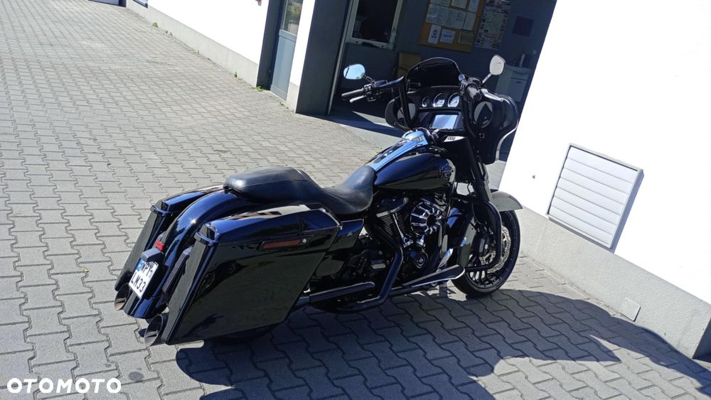 Harley-Davidson Touring Street Glide - 3