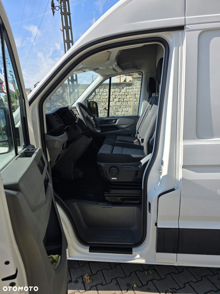 Volkswagen CRAFTER - 11
