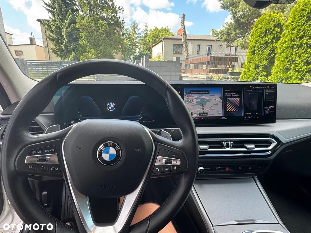BMW Seria 3 318i - 9